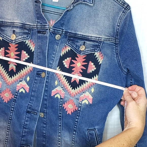 LuLaRoe "Jaxson" Style Embroidered Aztec Denim Jacket Size Small (6-8) - Picture 8 of 9